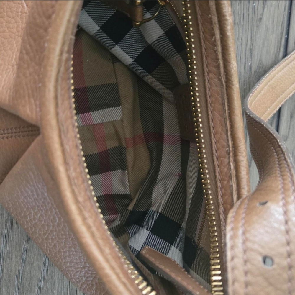 Burberry Crossbody - Picture 2 of 10